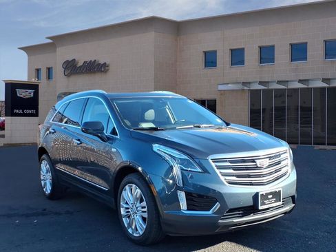 Used 2019 Cadillac XT5 Premium Luxury w/ Driver Assist Package image 3