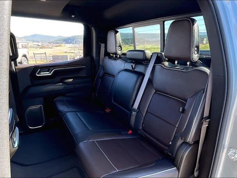 Used 2025 GMC Sierra 1500 Denali AWD/4WD image 27