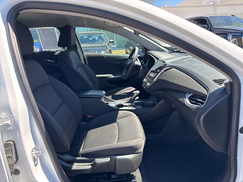Used 2023 Chevrolet Malibu LT FWD image 13