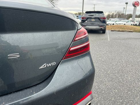 Used 2023 Genesis G70 2.0T w/ Sport Prestige Package image 5