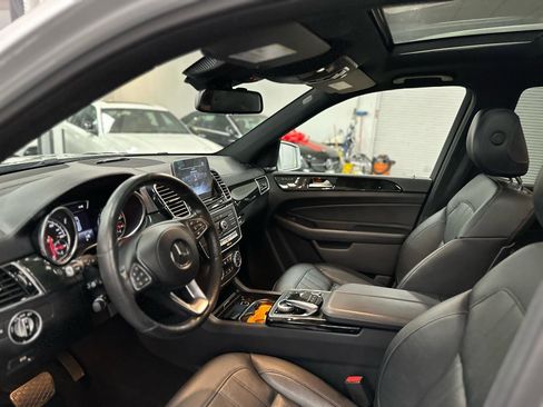 Used 2019 Mercedes-Benz GLS 450 4MATIC w/ Premium 1 Package image 18