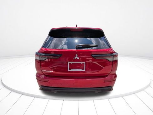 New 2026 Mitsubishi Outlander ES FWD image 5