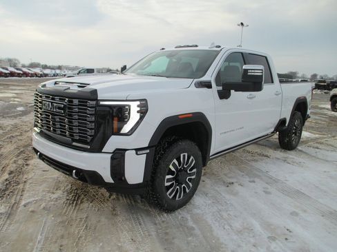 New 2026 GMC Sierra 2500 Denali Ultimate w/ Max Trailering Package image 9