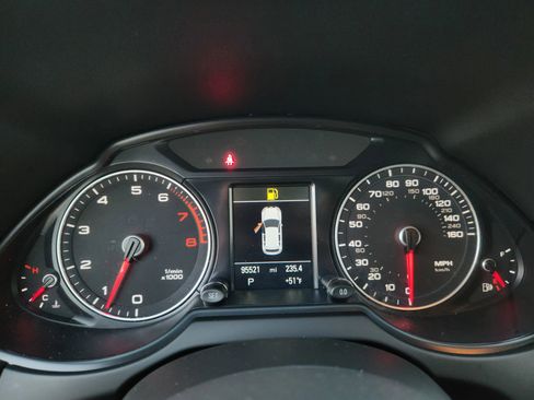 Used 2015 Audi Q5 3.0T Premium Plus image 10