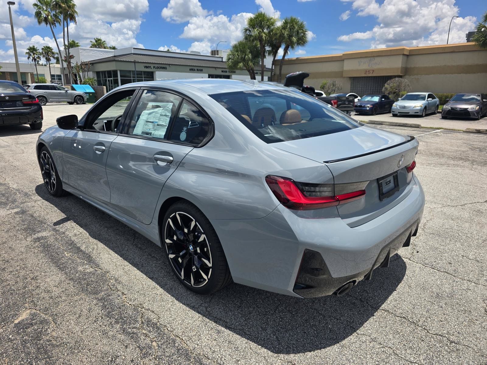 New 2026 BMW 330i Sedan w/ M Sport Package RWD image 4