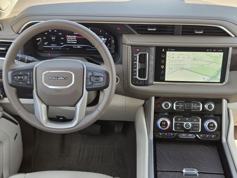 Used 2023 GMC Yukon Denali w/ LPO, Floor Liner Package AWD/4WD image 22