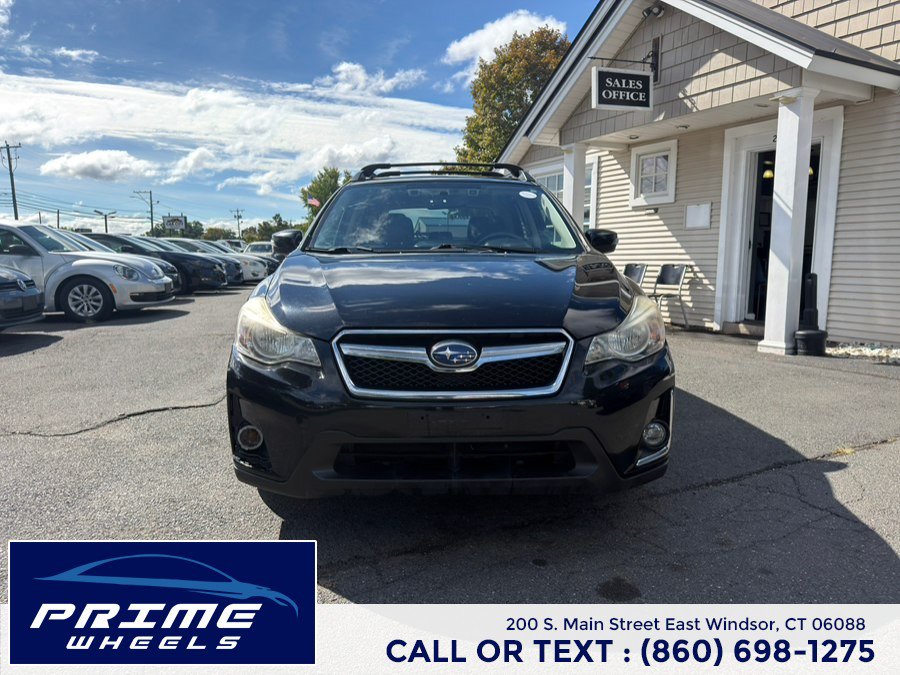 Used 2017 Subaru Crosstrek 2.0i Limited AWD/4WD image 2