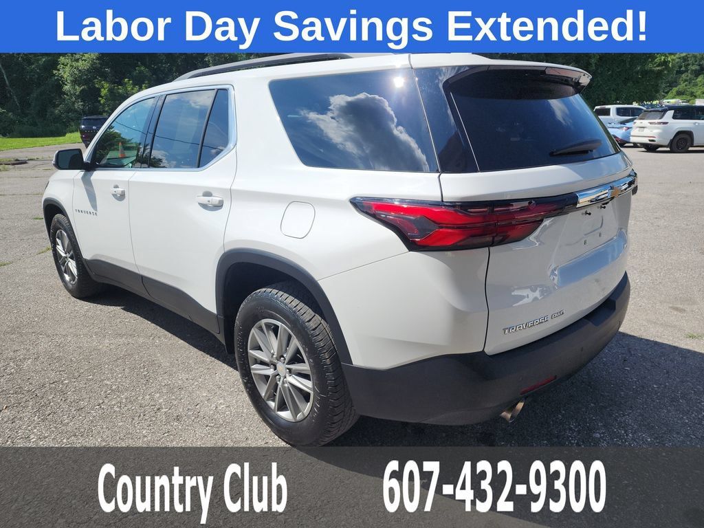 Used 2023 Chevrolet Traverse LT AWD/4WD image 6