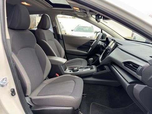 Used 2025 Subaru Crosstrek 2.0i Premium image 24