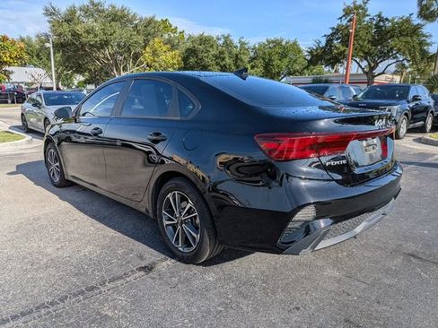 Certified 2024 Kia Forte LXS FWD image 4