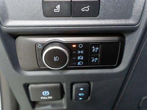 Used 2024 Ford Expedition Max Limited RWD image 32
