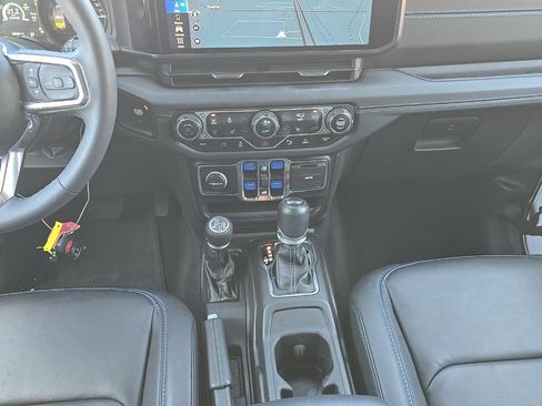 Used 2024 Jeep Wrangler High Altitude AWD/4WD image 9