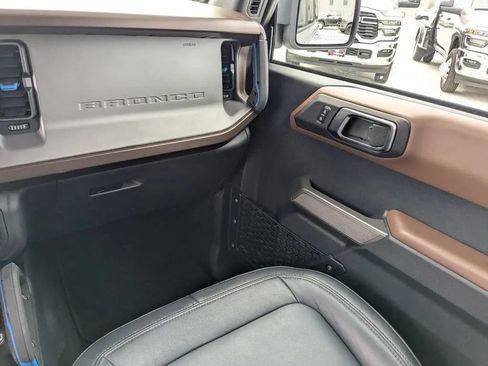 Used 2023 Ford Bronco Outer Banks AWD/4WD image 17