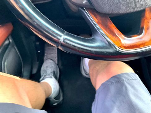 Used 2018 Lincoln MKX Reserve w/ Lincoln MKX Climate Package image 37