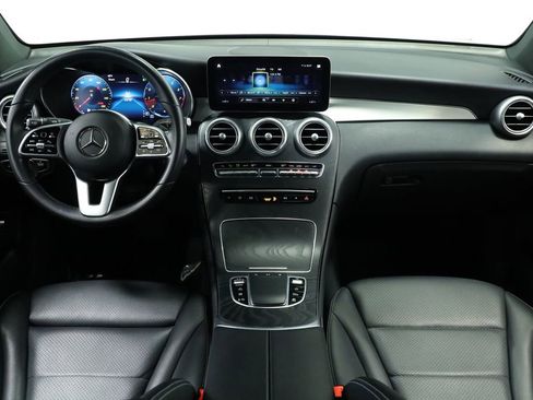 Used 2022 Mercedes-Benz GLC 300 4MATIC w/ Premium Package Lite image 11