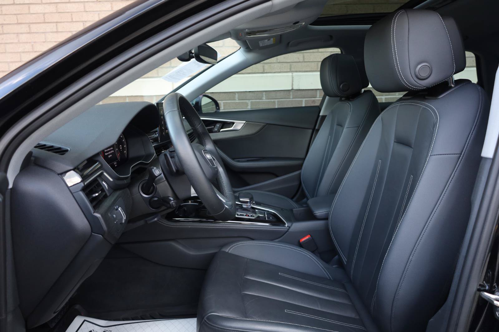 Used 2021 Audi A4 2.0T Premium Plus w/ Premium Plus Package AWD/4WD image 17