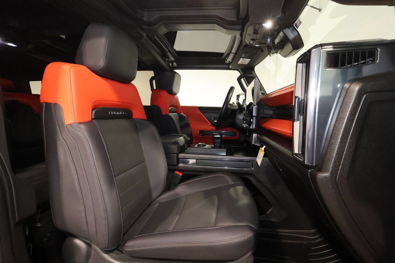 Certified 2026 GMC Hummer EV 3X w/ Carbon Fiber Edition Package AWD/4WD image 26