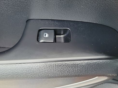 Used 2024 Kia Soul LX w/ Option Group 015 FWD image 14