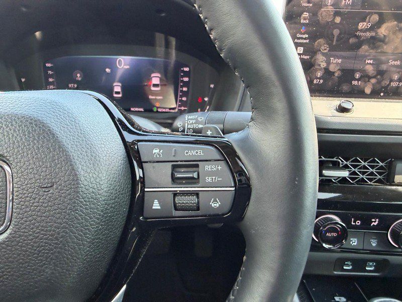 Used 2025 Honda Accord Touring image 13