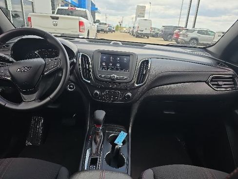 Used 2022 Chevrolet Equinox RS AWD/4WD image 7