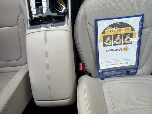 Used 2023 Hyundai Tucson SEL w/ Convenience Package AWD/4WD image 11