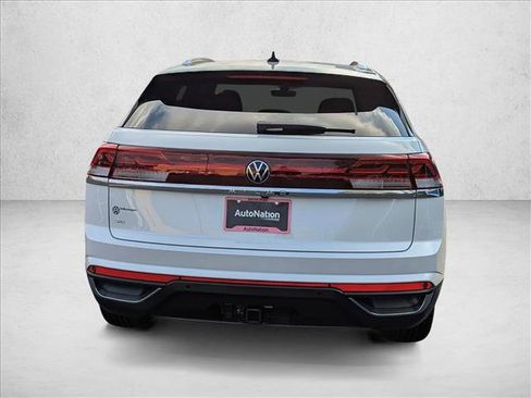 New 2026 Volkswagen Atlas Cross Sport SE image 6