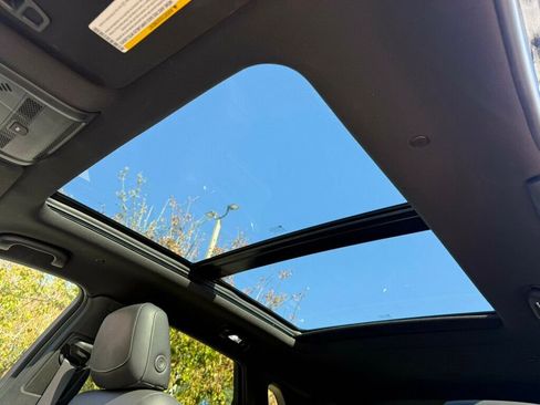 Used 2025 Cadillac XT5 Premium Luxury image 8