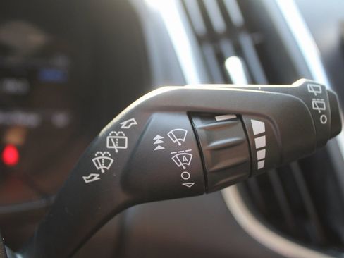 Used 2024 Ford Edge Titanium image 33