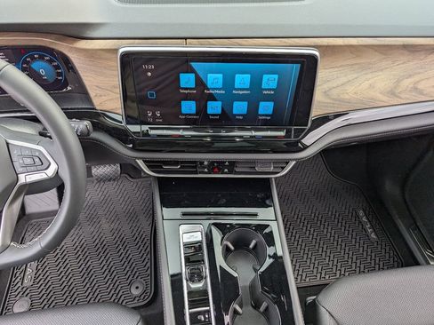New 2026 Volkswagen Atlas SE AWD/4WD image 17
