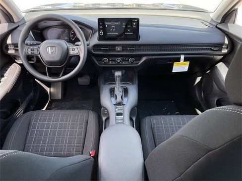 New 2026 Honda HR-V LX image 9