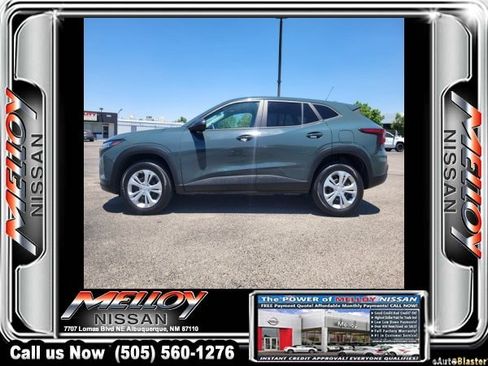 Used 2025 Chevrolet Trax LS FWD image 7