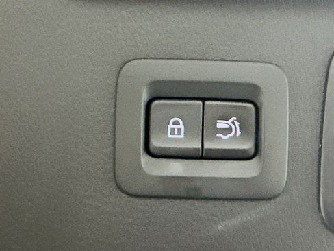 Used 2025 MAZDA CX-90 3.3 Turbo w/ Preferred Package image 33