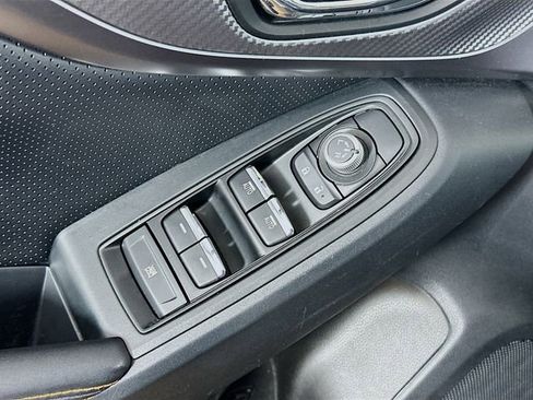 Used 2023 Subaru Crosstrek 2.5i Limited w/ Moonroof Package image 20