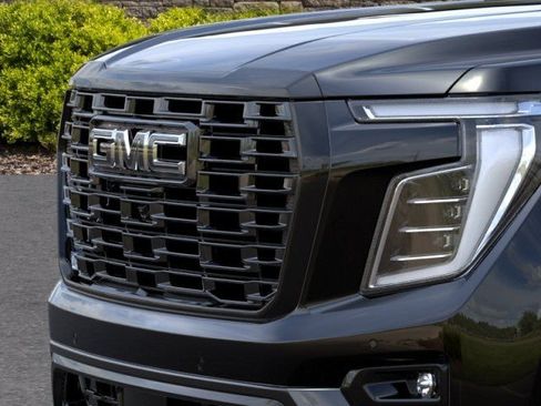 New 2026 GMC Yukon XL Denali Ultimate AWD/4WD image 13