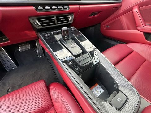 Certified 2022 Porsche 911 Carrera S RWD image 38