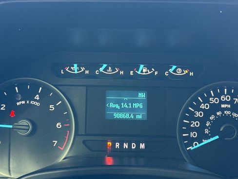 Used 2020 Ford F150 XLT image 28