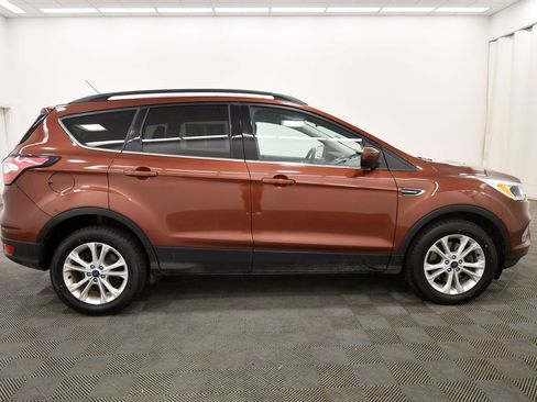 Used 2018 Ford Escape SE AWD/4WD image 8