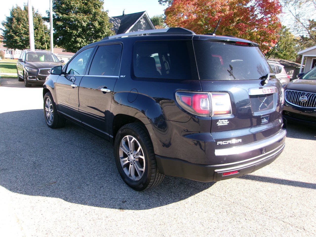 Used 2016 GMC Acadia SLT AWD/4WD image 5