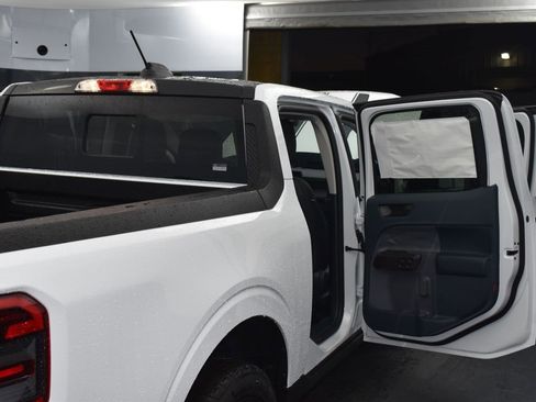 New 2025 Ford Maverick Lariat w/ Black Appearance Package image 33