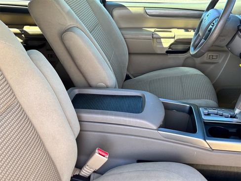 Used 2014 Nissan Armada SV w/ SV Driver Package image 10