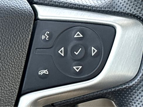 Used 2022 GMC Terrain SLE w/ Driver Convenience Package image 14