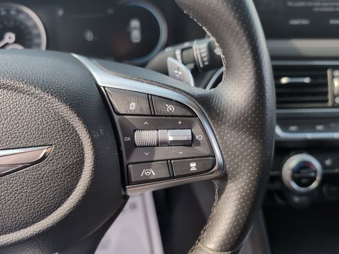 Used 2023 Genesis G70 2.0T image 24