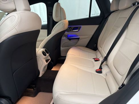 New 2026 Mercedes-Benz GLC 300 image 20