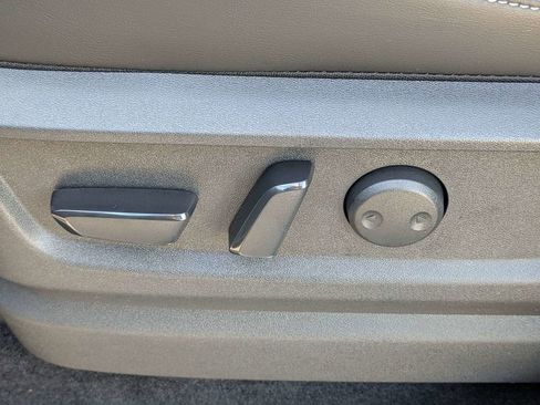 New 2026 Nissan Armada SL w/ Captain's Chari Seat Package image 22