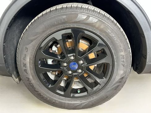 Certified 2022 Ford Escape SE w/ Cold Weather Package image 7