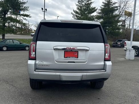 Used 2018 GMC Yukon Denali image 5