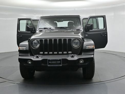 Used 2022 Jeep Wrangler Unlimited Sport image 30