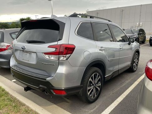 Used 2020 Subaru Forester Limited w/ Popular Package #3 AWD/4WD image 4