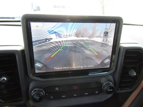 Used 2021 Ford Bronco Sport Outer Banks w/ Outer Banks Package (96D) image 13