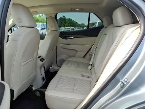 Used 2023 Buick Envision Avenir AWD/4WD image 21
